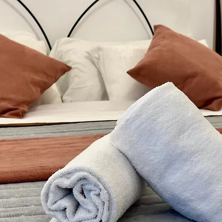 Tre R فندق مبيت وإفطار 4*