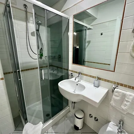 Bed & Breakfast Tre R 4*